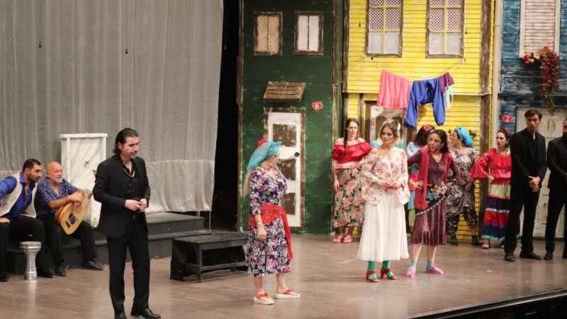 ‘Gırgıriye’ İzmirlileri kırdı geçirdi