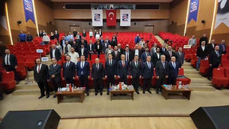 KARDEMİR'de seçimli olağanüstü genel kurul toplantısında yeni yönetim belirlendi