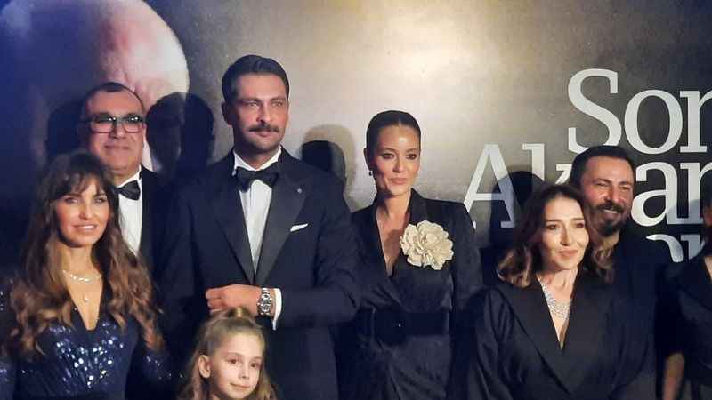 "Son Akşam Yemeği" filminin gala gösterimine yoğun ilgi