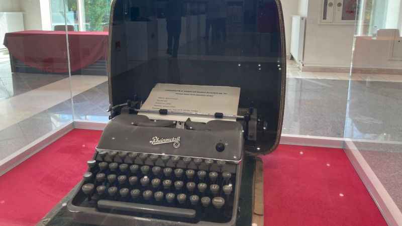 Hacı Bayramı Veli Üniversitesi'nde daktilo koleksiyonu sergisi