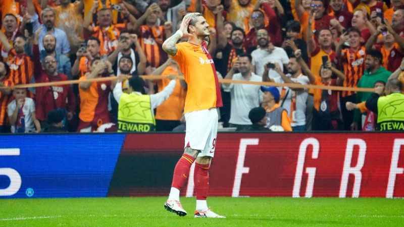 Mauro Icardi bu sezonki 15. golünü Bayern Münih'e attı