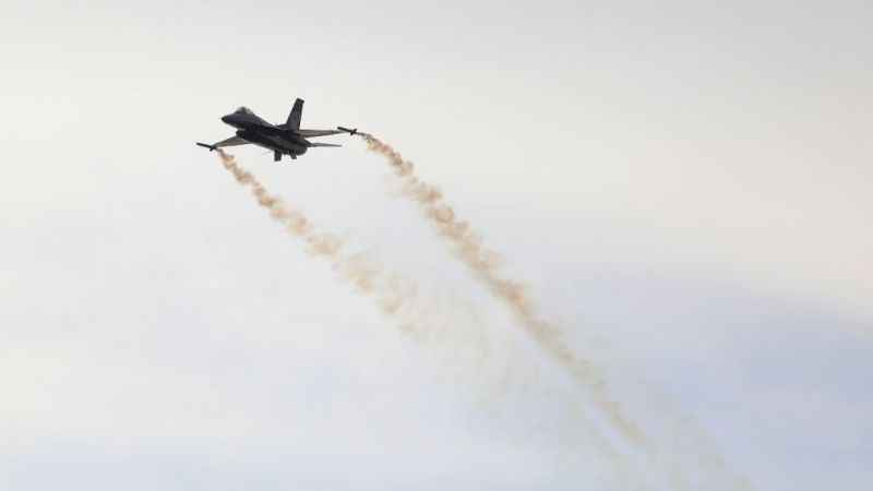 SOLOTÜRK'ten Adana semalarında muhteşem gösteri yaptı