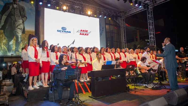 Cumhuriyet Bayramı Seyhan'da coşkuyla kutlanıyor