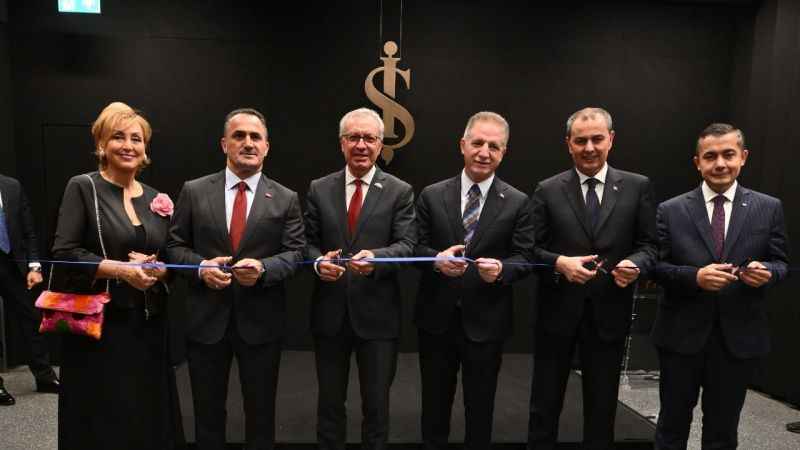 Tarihi Beyoğlu Şubesi, artık Türkiye İş Bankası Resim Heykel Müzesi