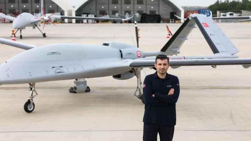 Bayraktar TB3 SİHA Cumhuriyetin 100. yılında gökyüzüyle buluştu