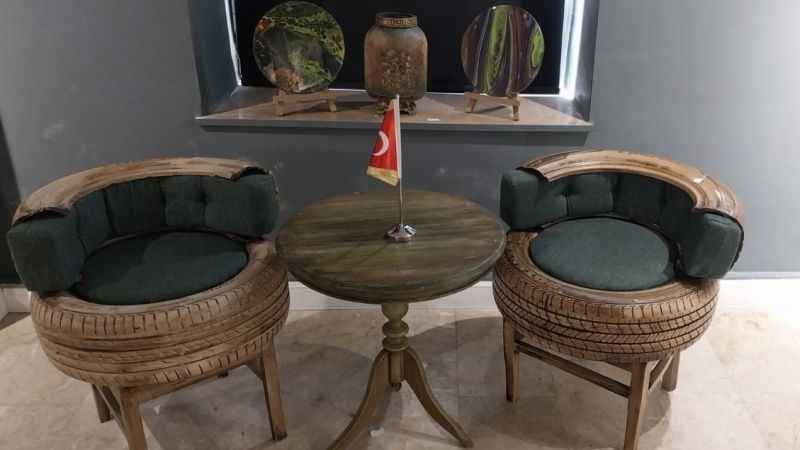 Atık malzemelerden sanat eserleri sergide