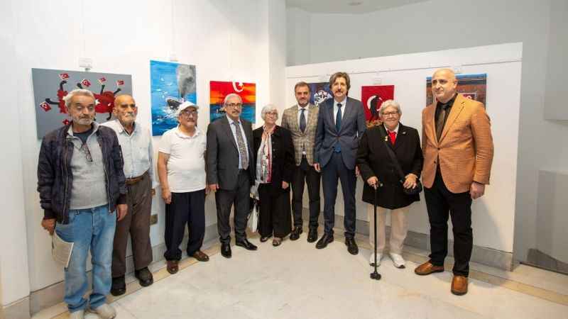 Bursa'da Cumhuriyet'in 100. yılına özel sergiler kapılarını açtı