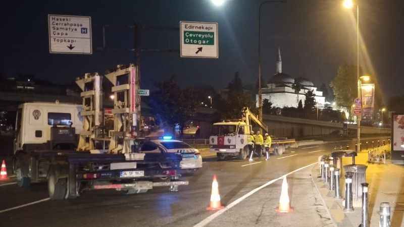 İstanbul'da Vatan Caddesi 29 Ekim kutlamaları nedeniyle trafiğe kapatıldı