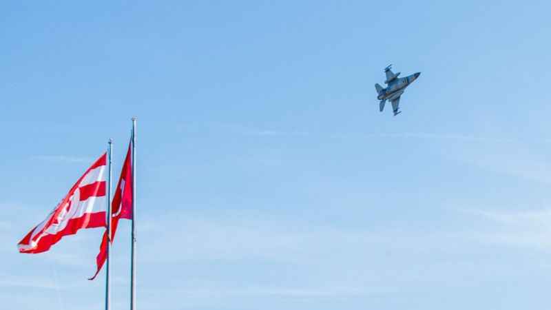 Antalya’da F-16’lar Cumhuriyet’in 100’üncü yılı için semadaydı