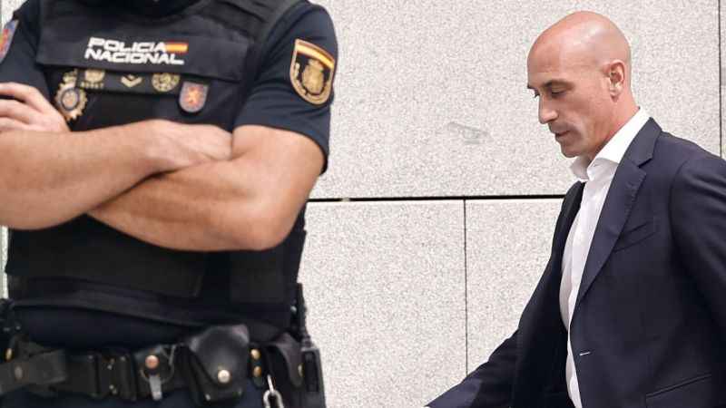 FIFA’dan Luis Rubiales’e 3 yıllık ceza