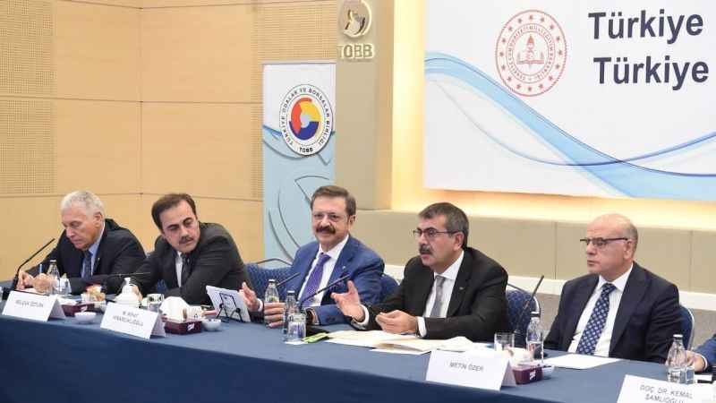 Bakan Tekin'den özel okullarda çalışan öğretmenlere yönelik SGK açıklaması