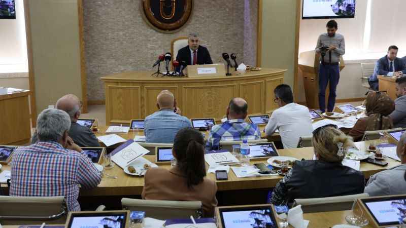 ADÜ Rektörü Kent: “Bıçak parası rüşvettir, suçtur”