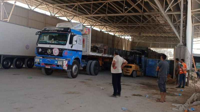 Mısır’dan Gazze’ye 102 yardım tırı geçiş yaptı