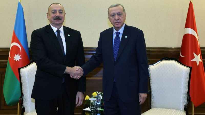 Cumhurbaşkanı Erdoğan, Aliyev ile görüştü