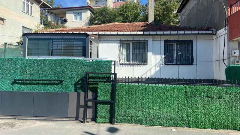 Gecekonduda yaşayan Polat ailesini eski komşuları anlattı