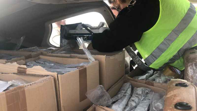 Kuduza karşı yaban hayvanlarına havadan aşılı yem bırakıldı