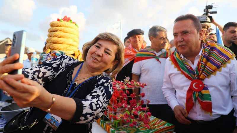 Antalya'da Yörük Türkmen Festivali coşkuyla başladı