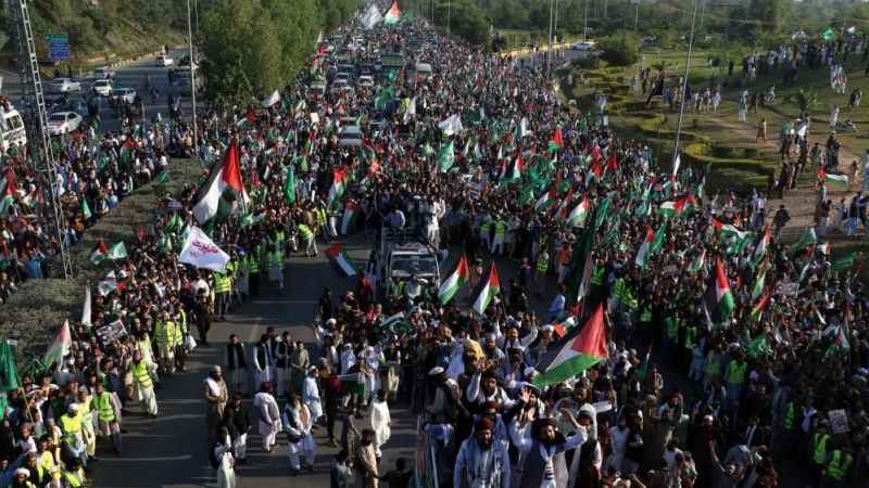 Pakistan’da yaklaşık 1 milyon kişi İsrail’i protesto etti