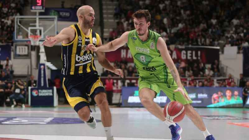 Türkiye Sigorta Basketbol Süper Ligi: Tofaş: 86 - Fenerbahçe: 95
