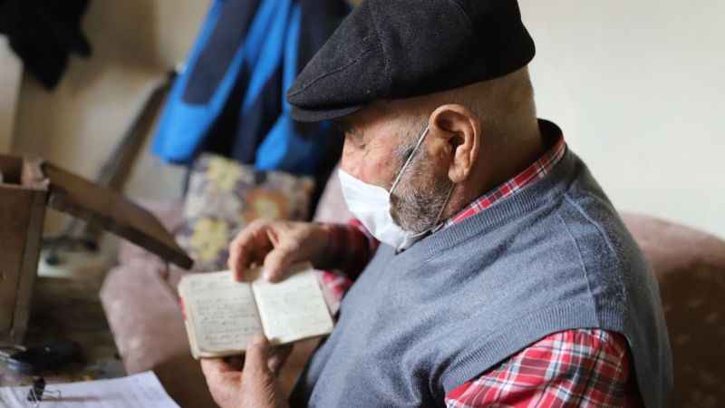 68 yıldan beri köyü ile ilgili günlük tutuyor!