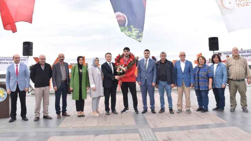 Dünya 2.'si Mustafa Olgun’a coşkulu karşılama