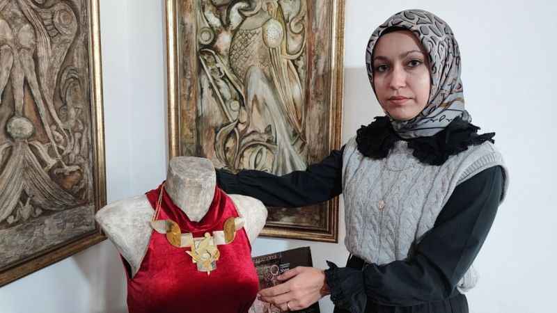 Bu takılarda Divriği Ulu Camii motifleri kullanılıyor