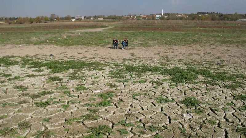 Kuruma noktasına gelen Sazlıdere Barajı’na su ilave ettiler