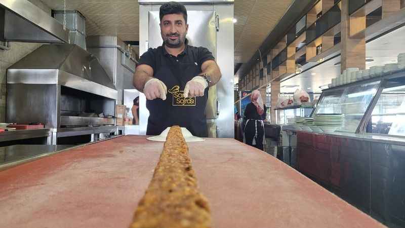 Elazığ'ın metrelik kebapları bu adreste!