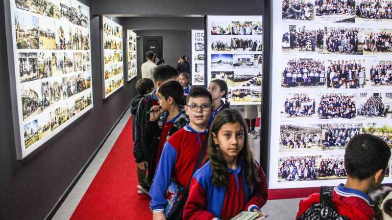 Karacabey'de tarihi fotoğraf galerisi büyük ilgi görüyor
