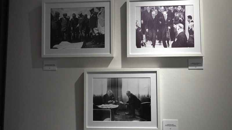 Atatürk fotoğrafları Beyoğlu “Efendiler” sergisinde