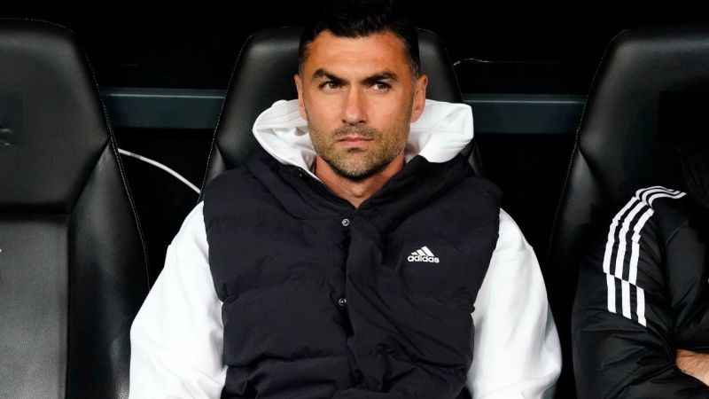 Burak Yılmaz'dan 4 değişiklik