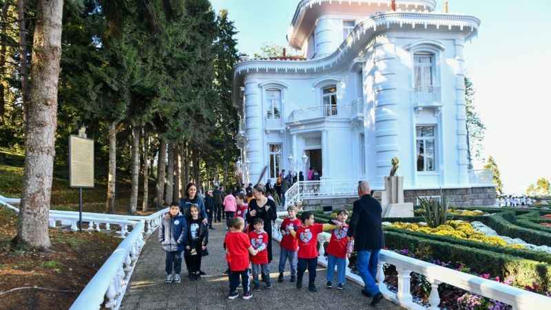 Atatürk Köşkü'ne 10 Kasım'da ziyaretçi akını