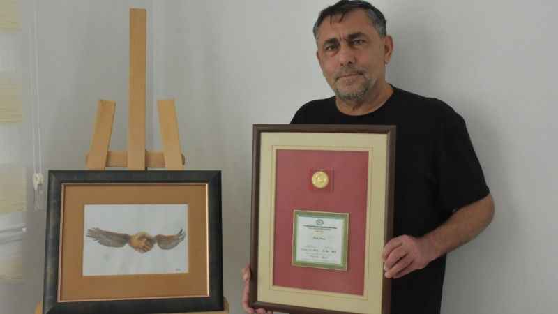 Dünyaca ünlü karikatüristten ‘barış’ çağrısı