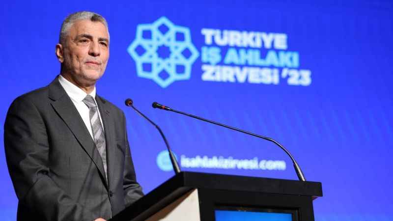 Fahiş fiyatlar ve stokçulukla ilgili konuşan Bakan Bolat: “Torba yasada cezalar katmerli şekilde artırılacak”