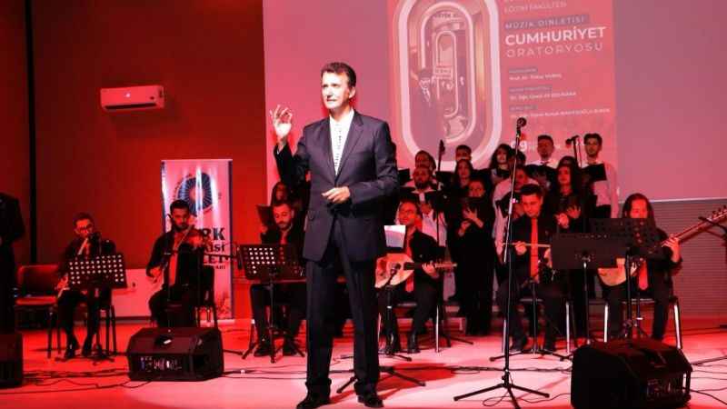 Niğde'de 100. yıla özel oratoryo sahnelendi