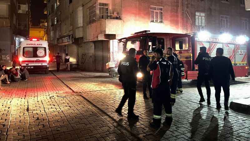 Prizde unutulan şarjlı ışıldak yangına sebep oldu