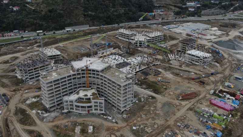Trabzon Şehir Hastanesi'nin inşaatı devam ediyor