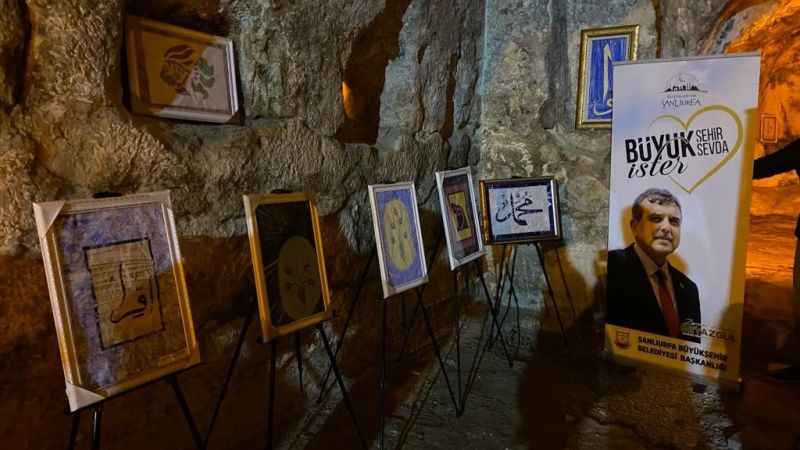 Kızılkoyun Nekropol’ünde ebru sergisi