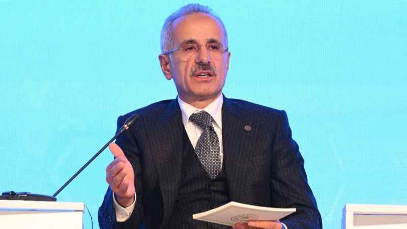 Bakan Uraloğlu: "Zengezur Koridoru'nu ulusal ağımıza bağlamak için yeni bir demiryolu inşa edeceğiz"