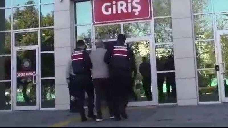 PKK'nın sözde yöneticileriyle irtibatlı şahıs Rusya'dan gelince yakalandı