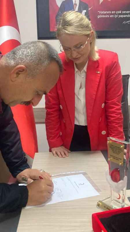 50 kez kan bağışı yaptı, plaketle ödüllendirildi