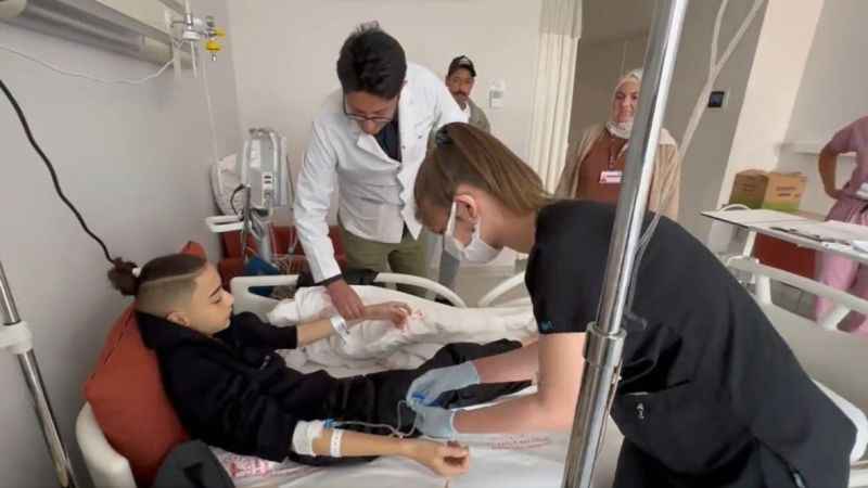 Bakan Koca: “Ülkemize getirilen Gazzeli 27 hastanın tedavileri devam ediyor"