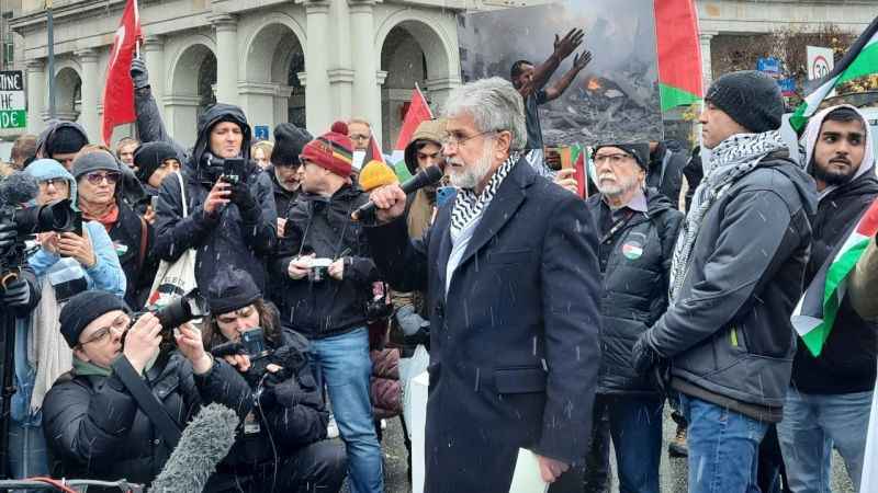 Polonya'da binlerce kişi Filistin'e destek için yürüdü