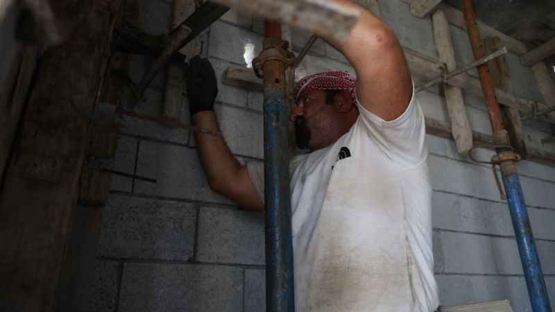 Enkaz kentte iş var, işçi yok Enkaz kentte iş var, işçi yok