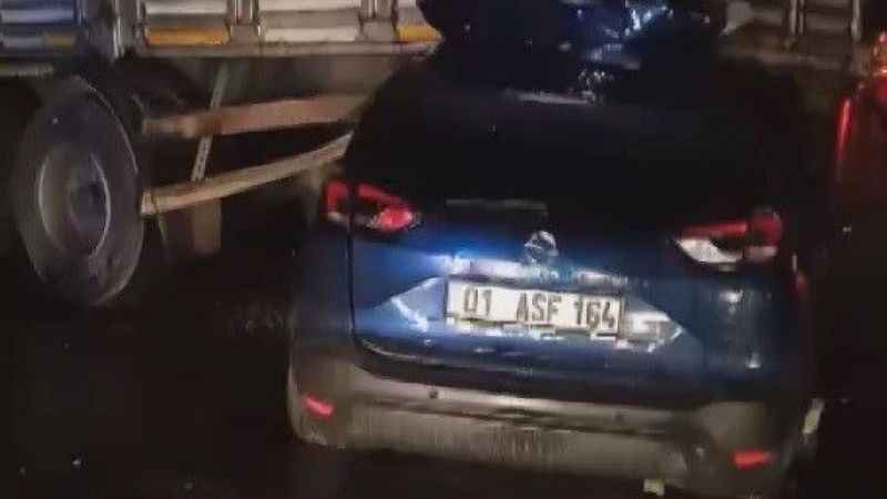 Gaziantep’te otomobil tıra arkadan çarptı: 1 ölü, 3 yaralı