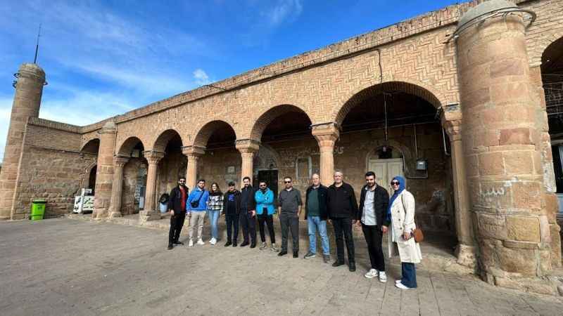 Yüksekovalı grup Tebriz'de tarihi mekanları gezdi