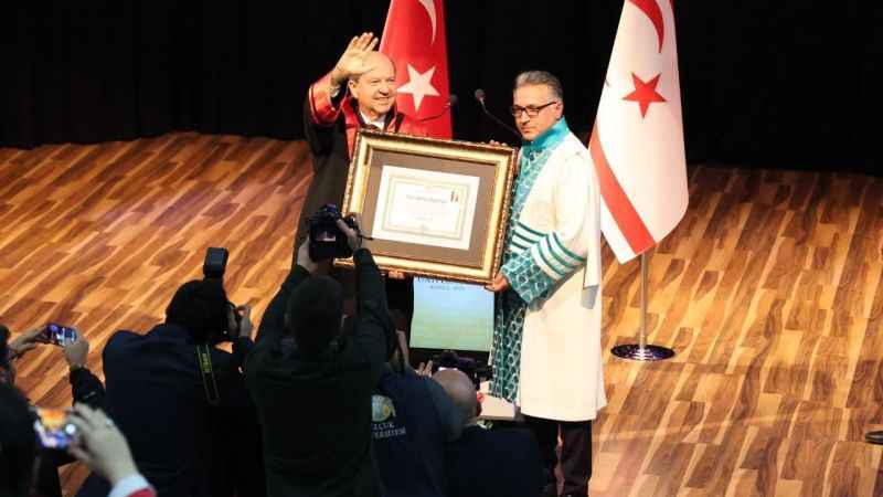 KKTC Cumhurbaşkanı Ersin Tatar’a Selçuk Üniversitesi’nde fahri doktora verildi
