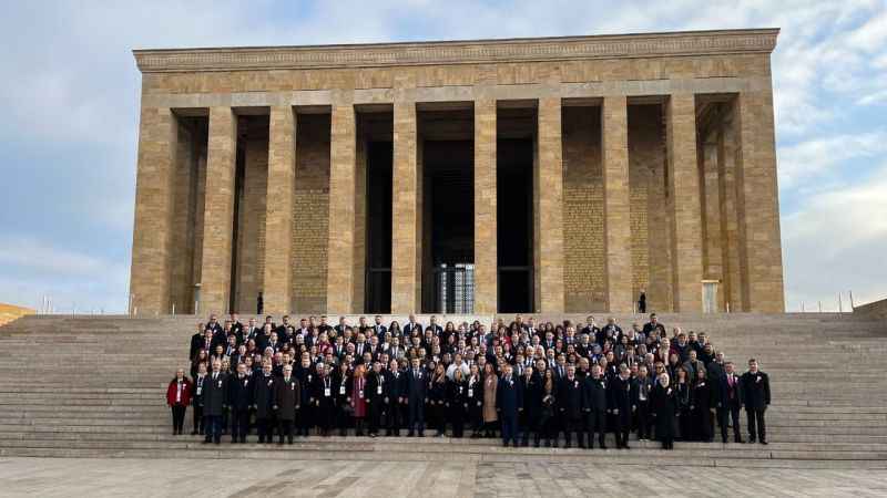 Bakan Tekin öğretmenlerle Anıtkabir’de