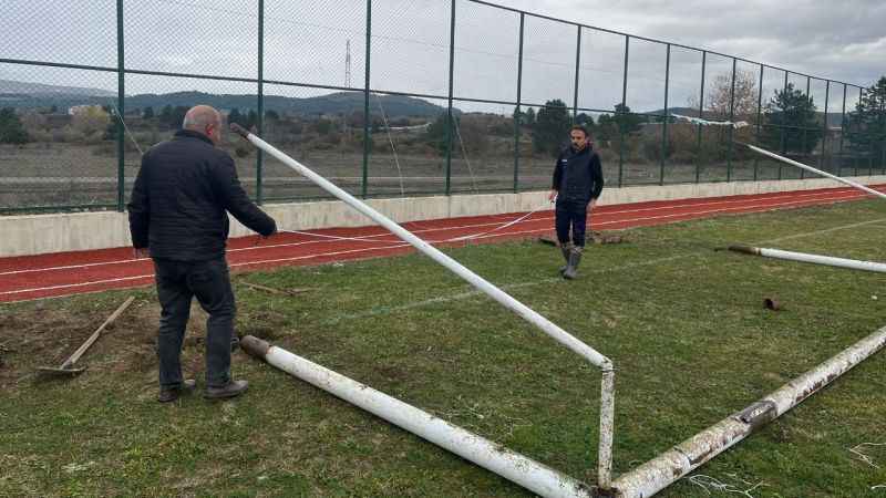 Maçın iptaline neden olan kale direkleri değiştirildi