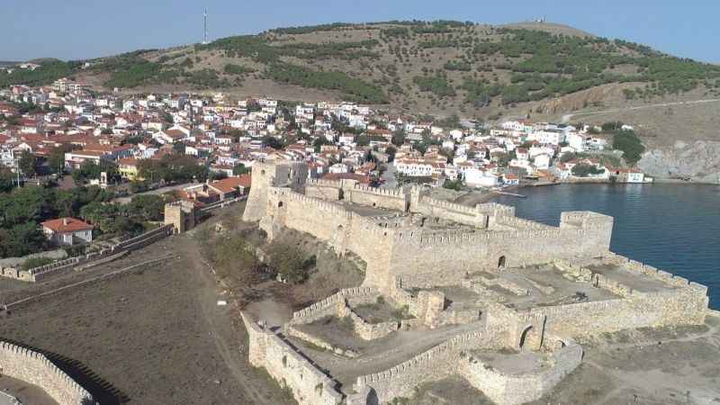 Bozcaada Kalesi’nde ilk arkeolojik kazılar gerçekleştirildi